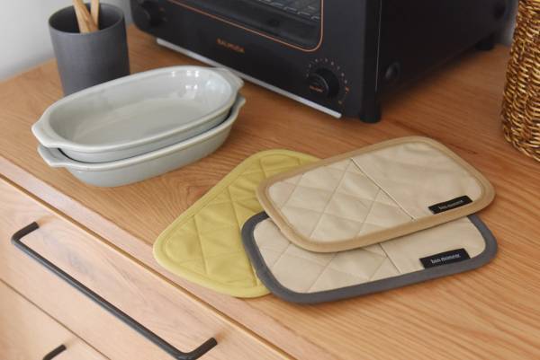 オーブン料理のハードルをぐーんと下げて、冬ごはんの幸福度はぐぐぐーんとアップ！ボンモマン耐熱皿のある暮らし【インスタグラマーさんのもの選び】[PR]