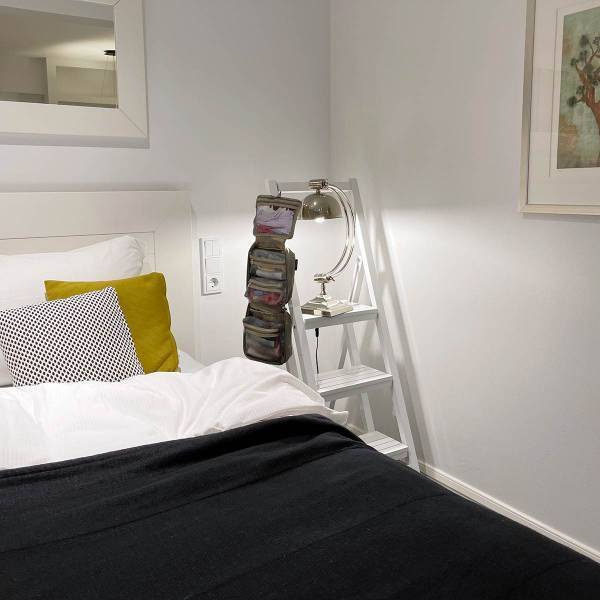 旅行＆帰省もいつもと同じケアをしたい派さんに！「吊り下げポーチ」活用術ご紹介[PR]