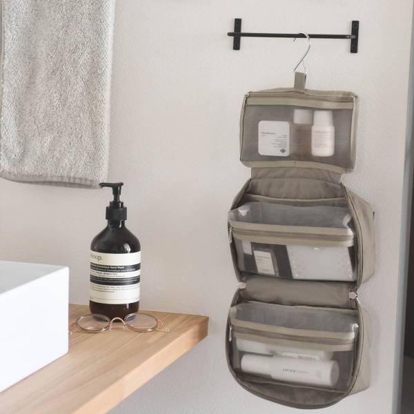 旅行＆帰省もいつもと同じケアをしたい派さんに！「吊り下げポーチ」活用術ご紹介[PR]