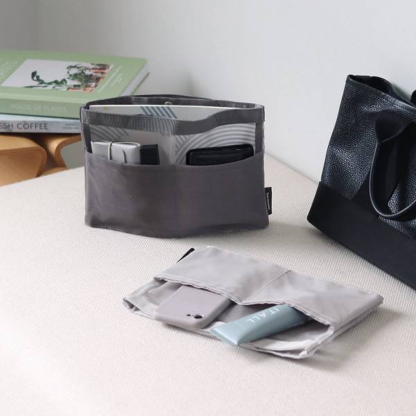 バッグの中ごちゃついてませんか？？気持ちにも余裕が生まれる荷物整理を叶えます。[PR]