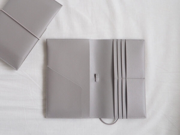 「お薬手帳ケース」を人物別にしたら、快適になった話