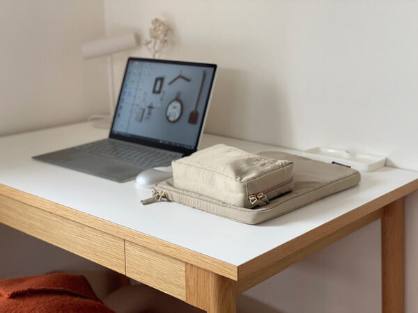 bon moment「 整理がしやすい女性のためのガジェットポーチ 」で整った私の仕事時間。[PR]
