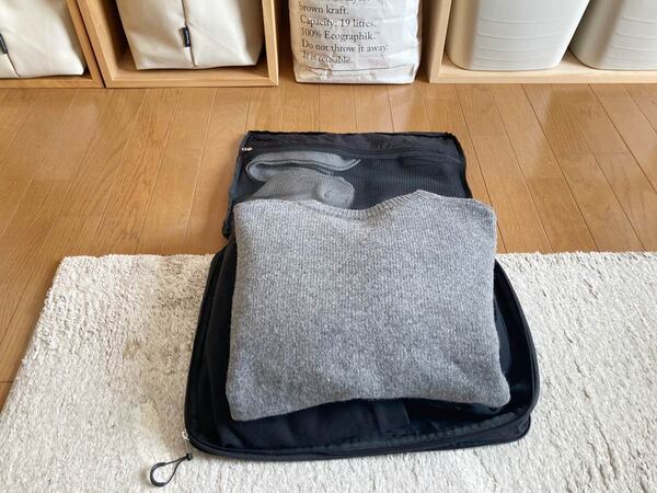 トランクからリュックひとつの旅行まで。かさばる荷物をギュッと圧縮！トラベルポーチみんなの使い方[PR]