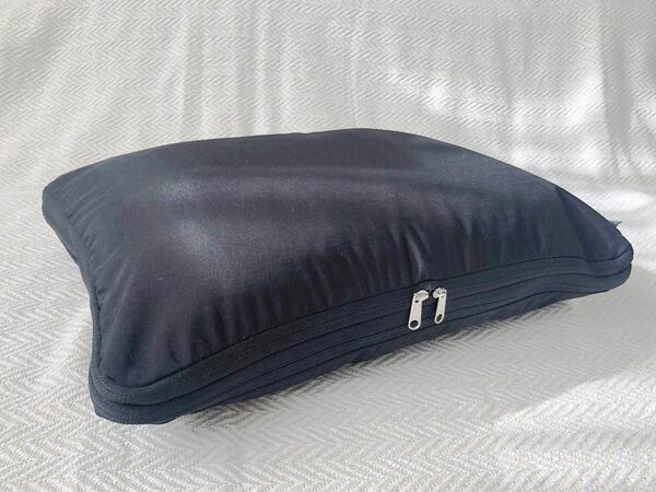 トランクからリュックひとつの旅行まで。かさばる荷物をギュッと圧縮！トラベルポーチみんなの使い方[PR]