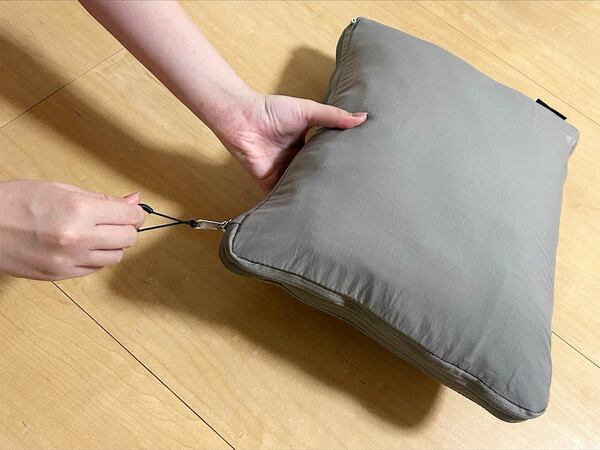 トランクからリュックひとつの旅行まで。かさばる荷物をギュッと圧縮！トラベルポーチみんなの使い方[PR]