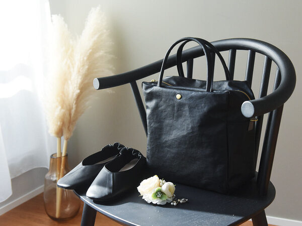 ハレの日スタイルの仕上げは、上品バッグで決まり！[PR]