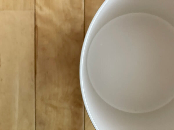 bon moment 「職人が作る木目塗りダストボックス」を迎えて、余白を楽しむ暮らしを。[PR]