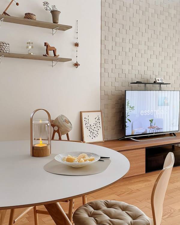 1枚敷くだけ、褒められ食卓コーディネートに。リバーシブルで楽しめるオーバル型ランチョンマットの話【インスタグラマーさんのもの選び】[PR]