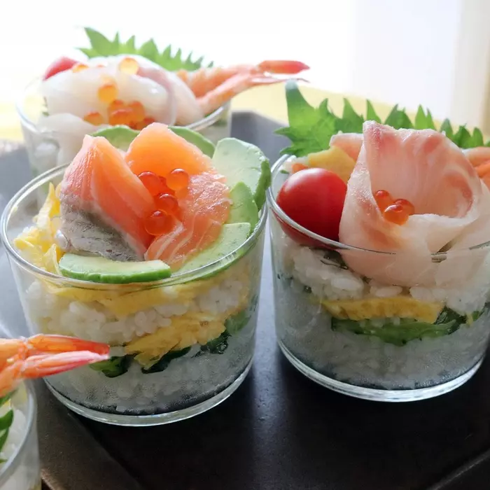 ひな祭りの食卓に、「ひし餅風ミルクプリン」の作り方