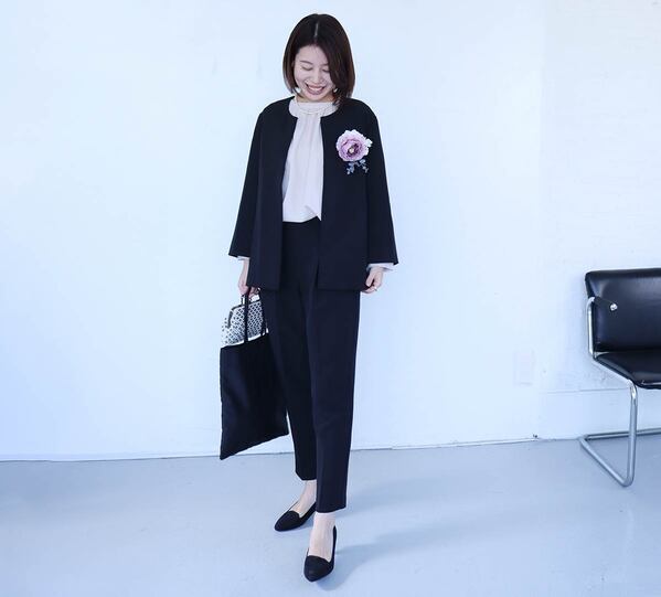 【ハレの日ファッション】世代＆体型を問わずにサラッとキマるパンツスーツ、スタッフ4人の着用例ご紹介[PR]