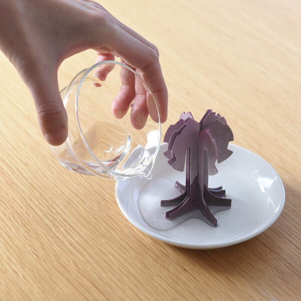 冬にサヨナラ、桜を咲かせてお部屋をパッと明るく！春めきインテリア「魔法の桜ツリー」＆「桜色タペストリー」[PR]