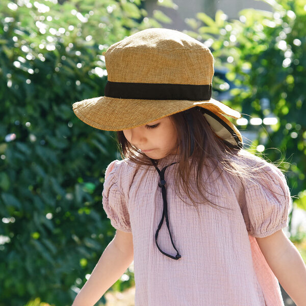 子どもの外遊びの必需品！ 「キッズ帽子」で日よけ対策