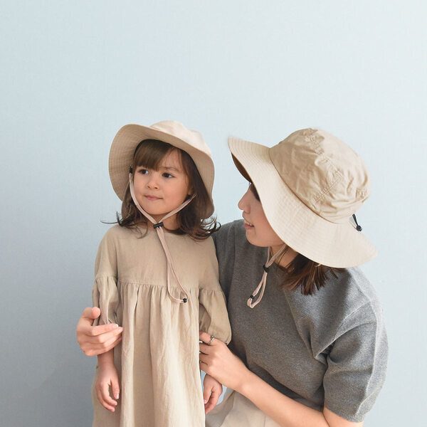 子どもの外遊びの必需品！ 「キッズ帽子」で日よけ対策