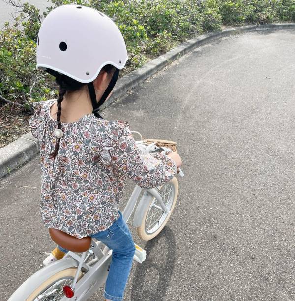 北欧テイストで長く愛用できる「キッズヘルメット」