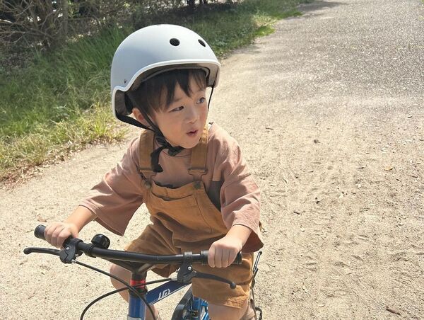 北欧テイストで長く愛用できる「キッズヘルメット」