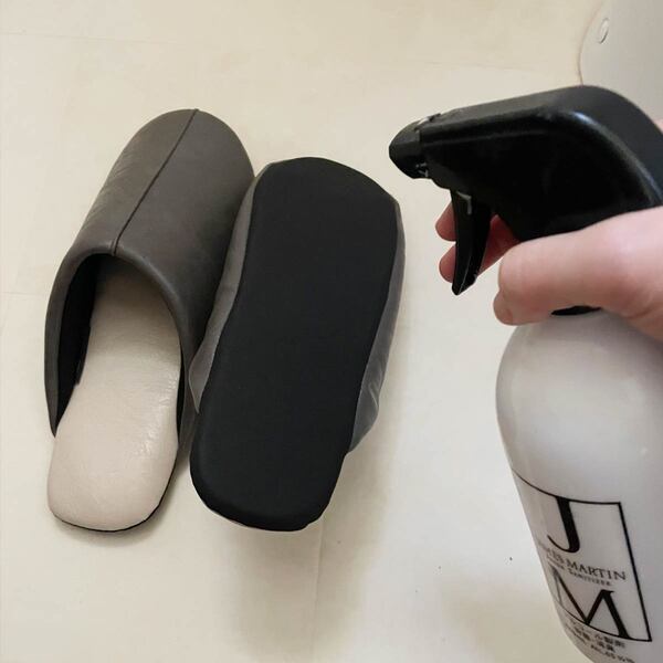 理想のトイレスリッパやっと見つけた！除菌ができるスリッパ、スタッフのトイレ事情をご紹介[PR]