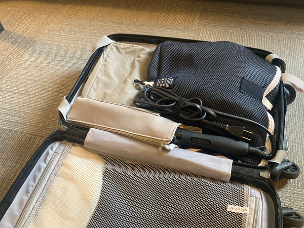 人気カラー再入荷！耐熱温度300℃の頼れる「ヘアアイロンポーチ」愛用スタッフの声[PR]