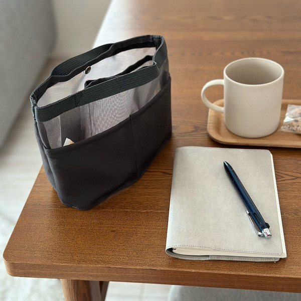 圧倒的な軽さが嬉しい、40gの超軽量バッグインバッグで春は身軽にお出かけを【インスタグラマーさんのもの選び】[PR]