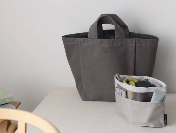 圧倒的な軽さが嬉しい、40gの超軽量バッグインバッグで春は身軽にお出かけを【インスタグラマーさんのもの選び】[PR]