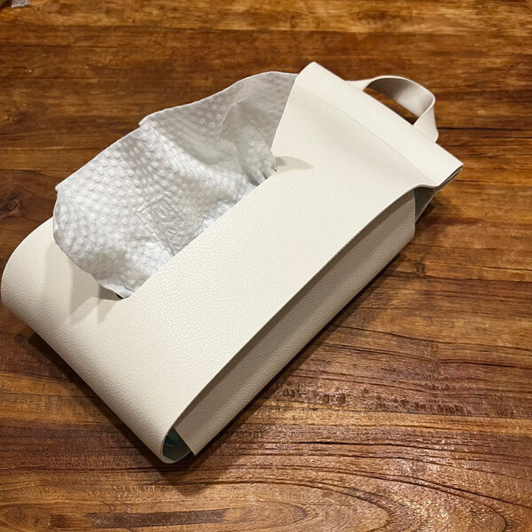 ティッシュケース以外にも。「吊るせる」「撥水性」を活かした私の活用法。[PR]