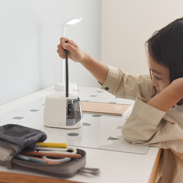 ママの本音は？！入学準備にシンプルで機能的な自宅学習アイテムたち集まれー[PR]