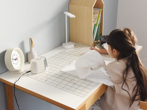 ママの本音は？！入学準備にシンプルで機能的な自宅学習アイテムたち集まれー[PR]