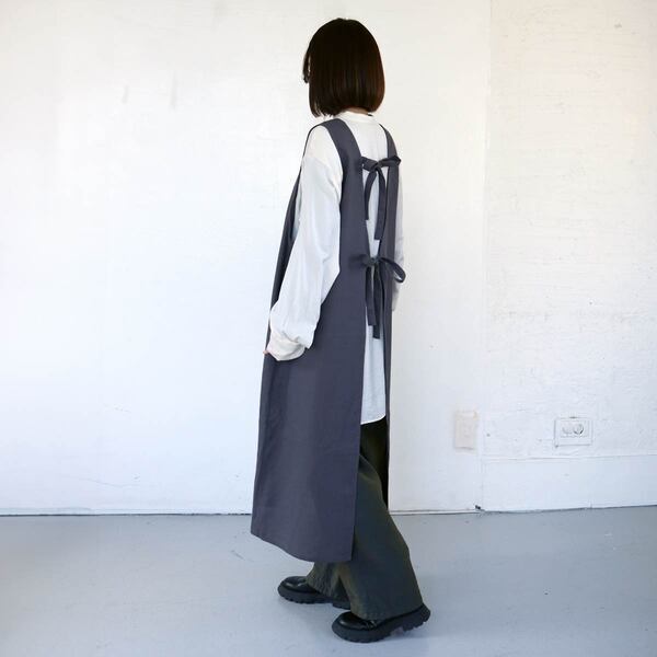 後ろ姿も抜かりなく！おもわず「かわいい」と言いたくなる“後ろリボンエプロン”スタッフ着用レポート[PR]