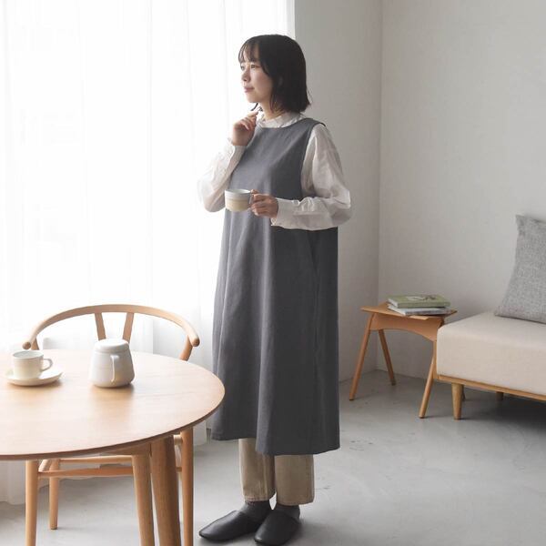 後ろ姿も抜かりなく！おもわず「かわいい」と言いたくなる“後ろリボンエプロン”スタッフ着用レポート[PR]