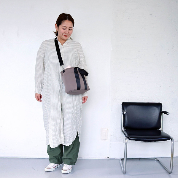 保冷バッグに見えない！ベビーカーにも使える「保冷ポケット付きバッグ」愛用スタッフの使い方[PR]