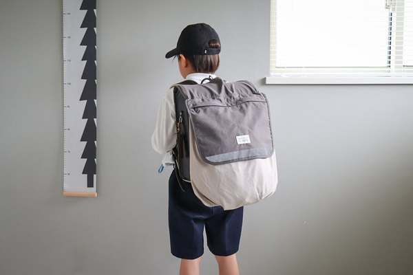 ママインスタグラマーさんも太鼓判！子どもの通学を助けてくれる、ランドセルの「プラスワン」アイテム3選。[PR]