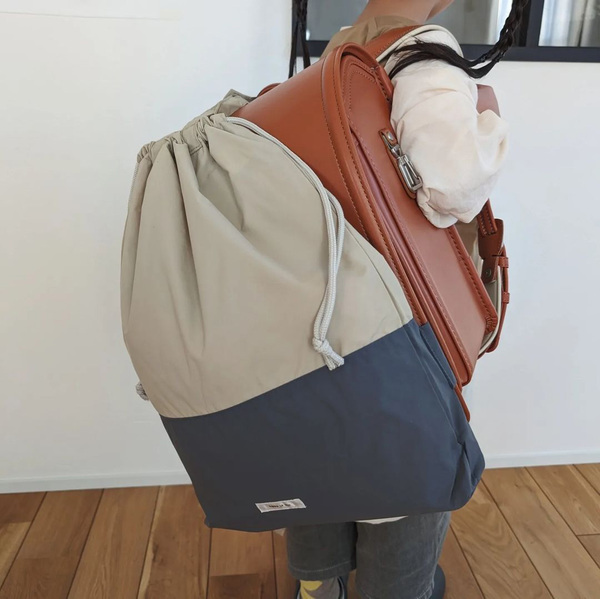 ママインスタグラマーさんも太鼓判！子どもの通学を助けてくれる、ランドセルの「プラスワン」アイテム3選。[PR]