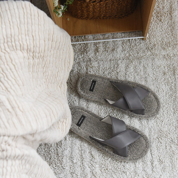 今年はどれにする？春夏スリッパオールスターズ、個性豊かな全6タイプ集合！[PR]