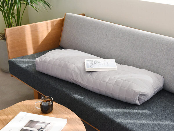 くつろぎタイムに冷感プラス。夏寝具の王様「ドライコットン」から、ひんやり系インテリア誕生！[PR]