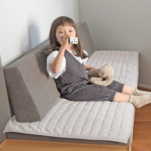 くつろぎタイムに冷感プラス。夏寝具の王様「ドライコットン」から、ひんやり系インテリア誕生！[PR]