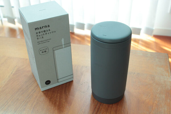 子どもとの生活に欠かせないウェットティッシュ。「marnaの縦型ケース」に替えたら不便さが解消しました。[PR]