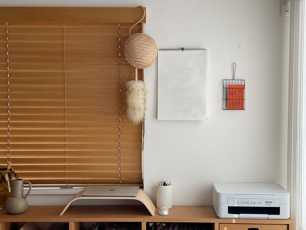 新学期からはこれで解決！学校のプリントを管理できる「フェイクレザー レターポケット」。[PR]