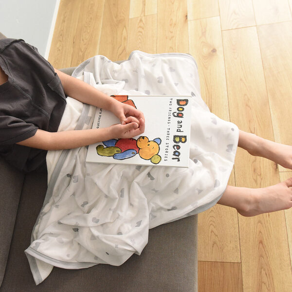 暑がりキッズ＆ベビーが涼しく眠れる！夏の抱っことネンネに「接触冷感」２シリーズで暑さ対策[PR]