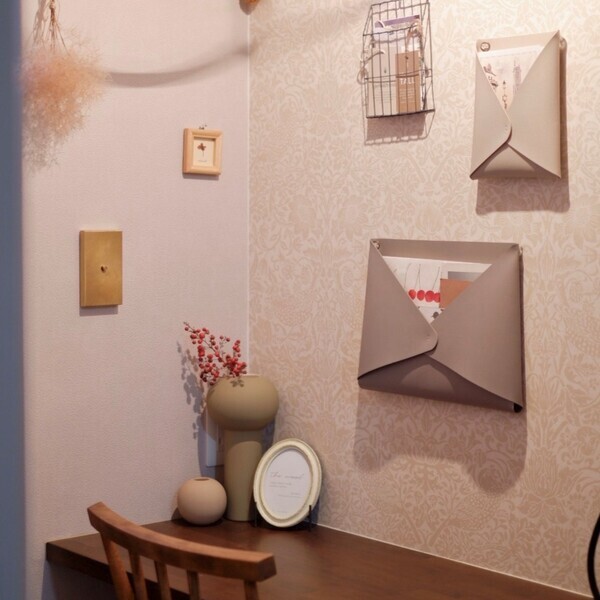 バタバタの新生活は、やることリストにも優先順位を。レターポケットを使いこなして、書類整理を上手に「後回し」【インスタグラマーさんのもの選び】[PR]