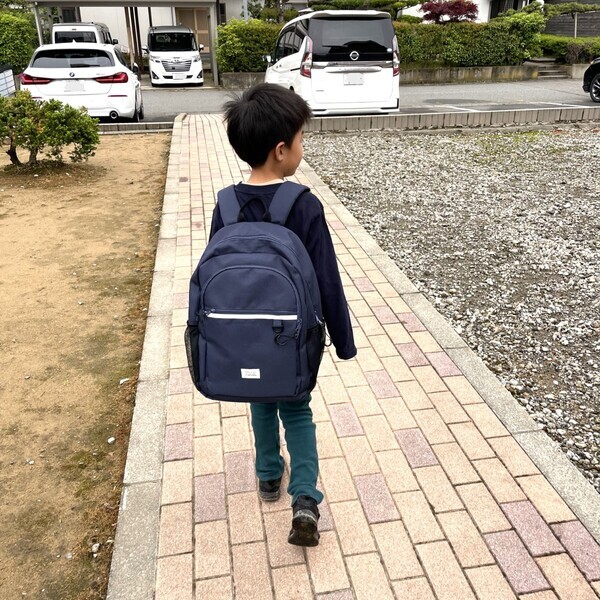 大きめ水筒もすっぽり！容量もポケットも充実で使いやすいクッカヤプー「キッズリュック」使ってみました[PR]