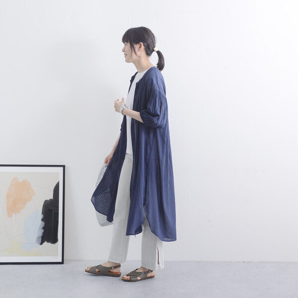 スニーカーからサンダルへ、足元から軽やかにチェンジ！[PR]