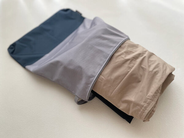 夏の水遊びに便利！ 「濡れたまま収納できる防水ポーチ」