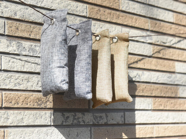 梅雨のお悩み「ニオイ＆カビ」に！水も電気も使わず、ほったらかしでOKな３アイテム[PR]