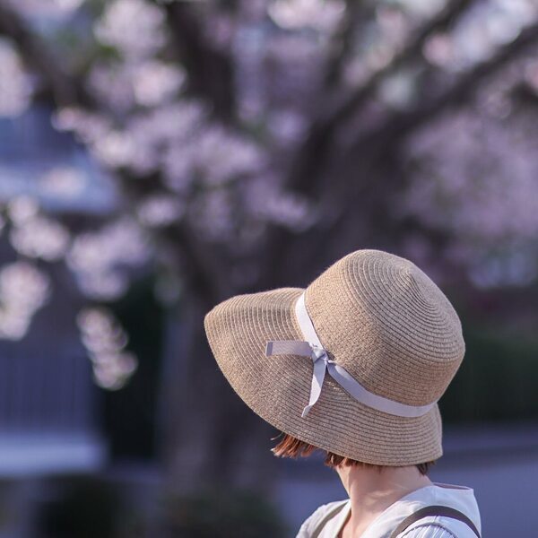 紫外線ビシビシ観測中！進化したリボンブレードハットの使用レポが、今年もさっそく届きました【インスタグラマーさんのもの選び】[PR]