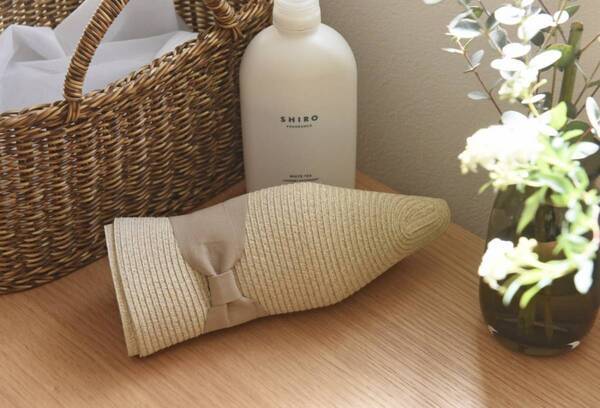 紫外線ビシビシ観測中！進化したリボンブレードハットの使用レポが、今年もさっそく届きました【インスタグラマーさんのもの選び】[PR]