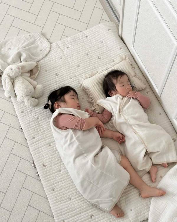 インスタグラマーさんの人気カラーはどれ？今年も新色登場のガーゼスリーパー、たっぷり5名の使用レポをご紹介！[PR]