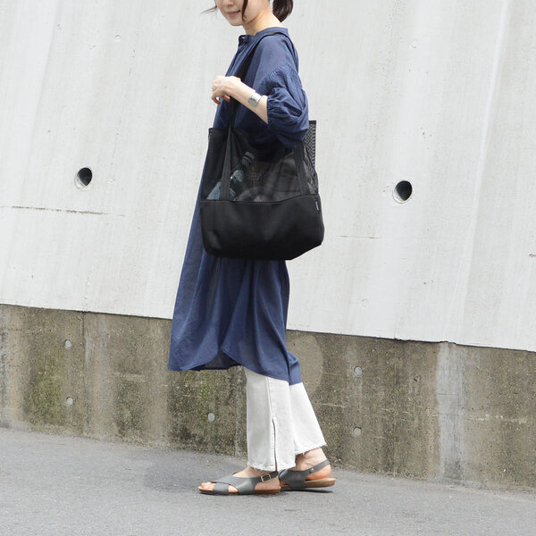 ガンガン使えるのに、こなれた雰囲気。「夏にちょうどいい」メッシュトートできました[PR]