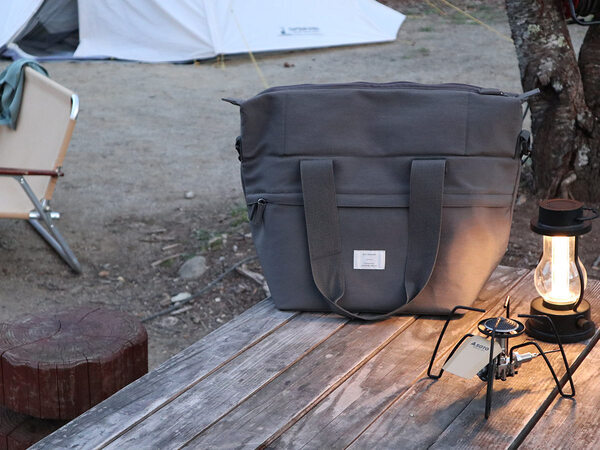 青空の下でキンキンに冷えたドリンク！そんな最高を叶えるアイテムあります。[PR]