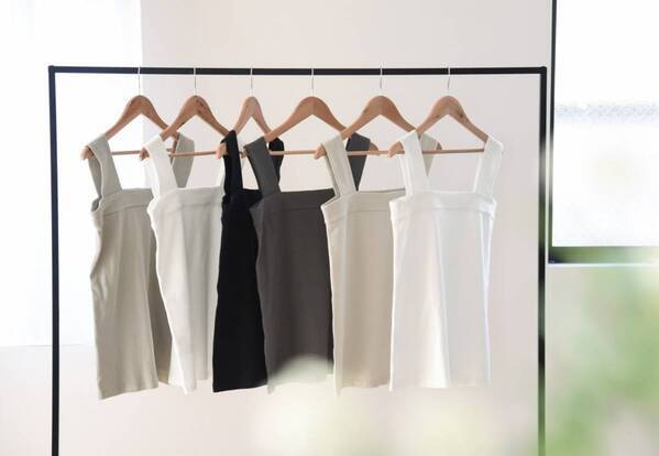 夏コーデのお悩みを一発解決してくれる「チラ見え防止インナー」。今年最速の使用レポが、インスタグラマーさんから届きました。[PR]