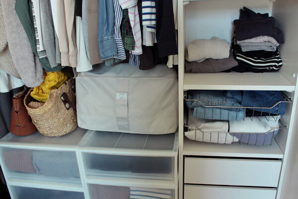 オフシーズンの衣類や寝具の片付けに。クローゼットもお部屋もスッキリ整う「ソフトタイプのbon moment 衣類収納ケース」[PR]