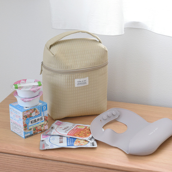 赤ちゃんとの遠出や帰省に！　たっぷり入って保冷もできる「クッカヤプー　哺乳瓶ケース」